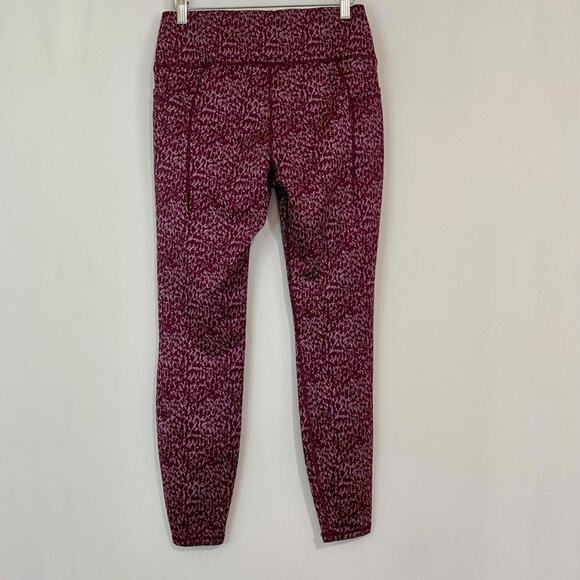 All in Motion Women's Athletic Legging Maroon Print Size Small EUC - Picture 7 of 7